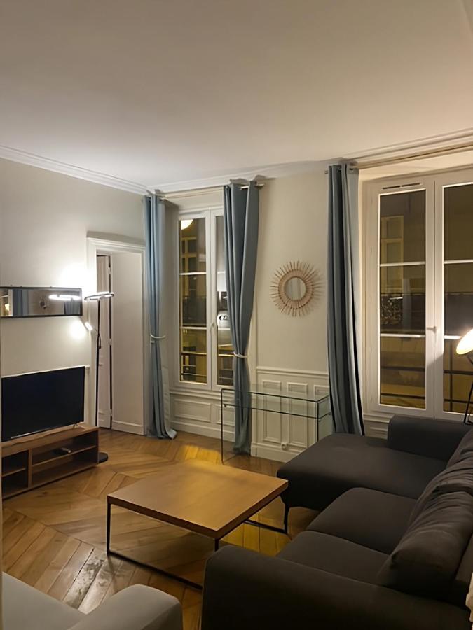 Spacious Apartment Next To Place Vendome ปารีส ภายนอก รูปภาพ