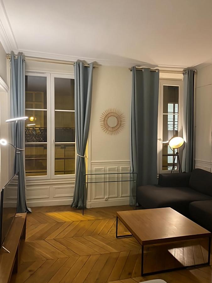 Spacious Apartment Next To Place Vendome ปารีส ภายนอก รูปภาพ